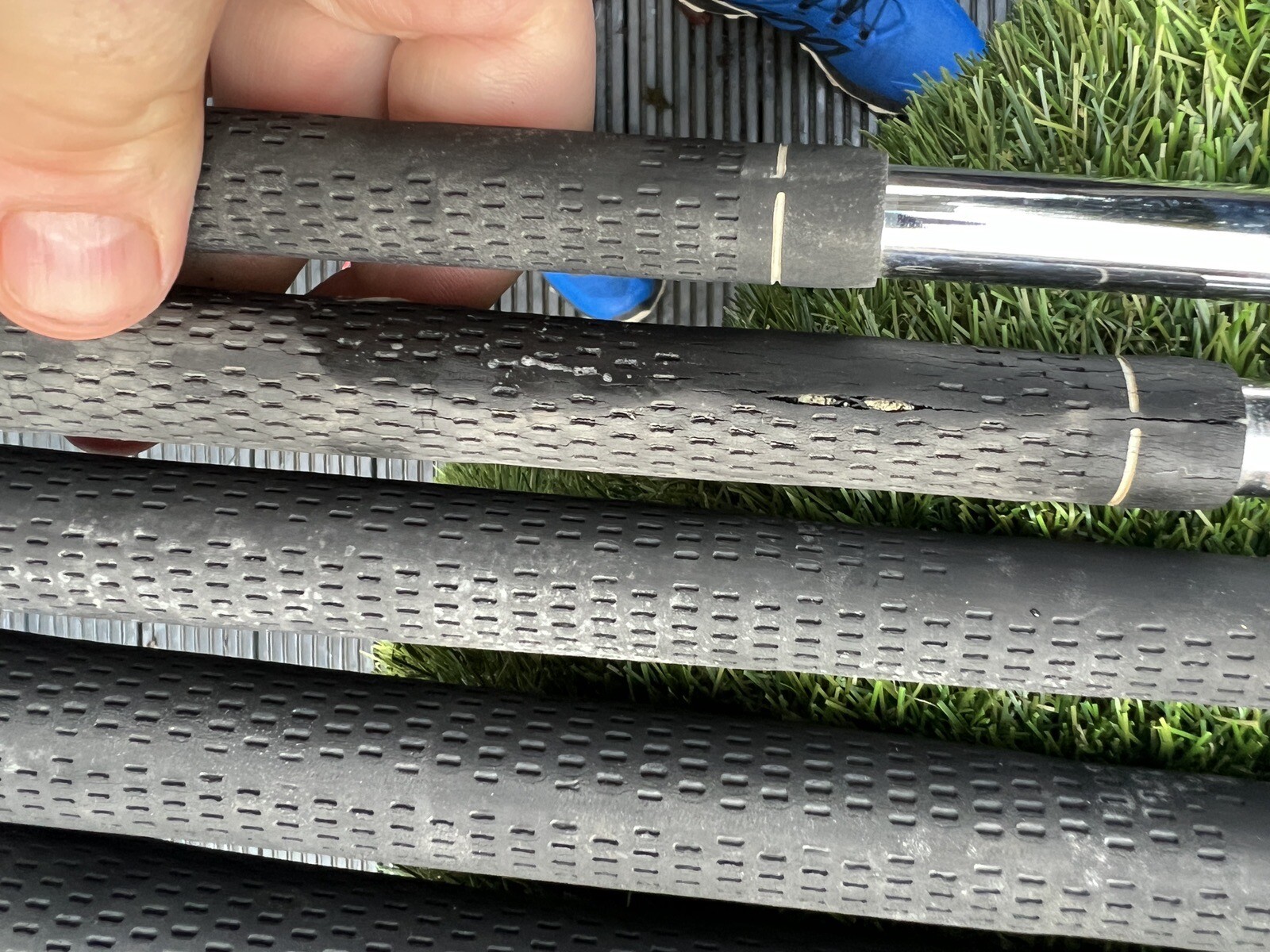 NICE MENS STARTER SET OF RIGHT HANDED GOLF CLUBS IN A STAND BAG. FREE POSTAGE eBay