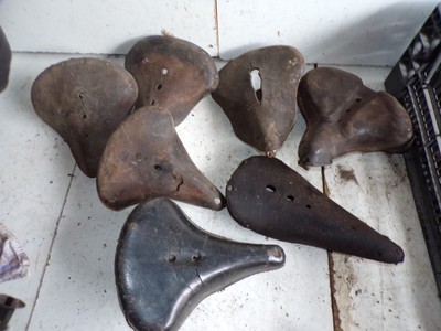 Selle Et Pompe à Vélo Vintage MBK Motobécane Mobylette - Occasion Bon état