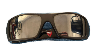 Oakley Gascan Ducati Matte Black/Black Iridium 12-744 Red Icons