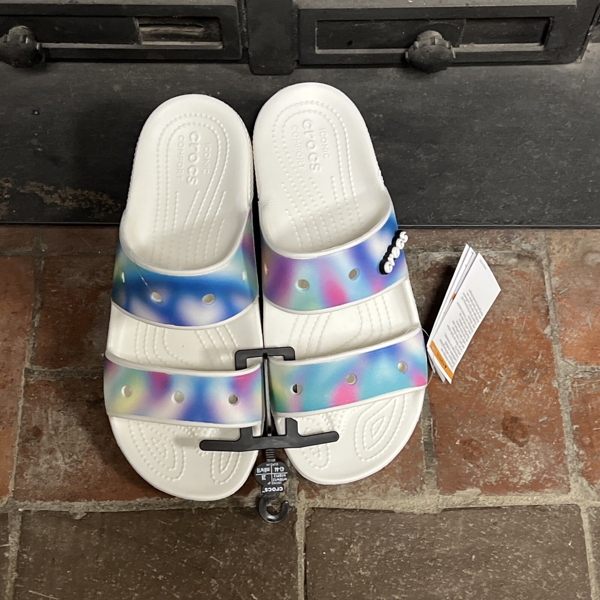 Crocs Sandals Men display picture 2