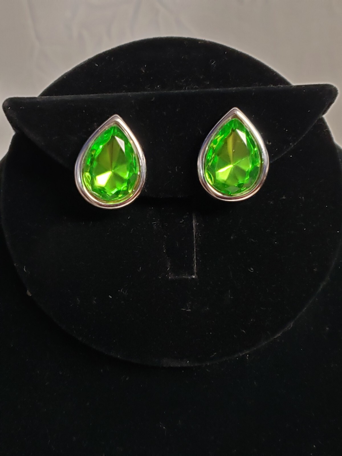 Beautiful Vintage KJL Kenneth Jay Lane Green Tear… - image 2