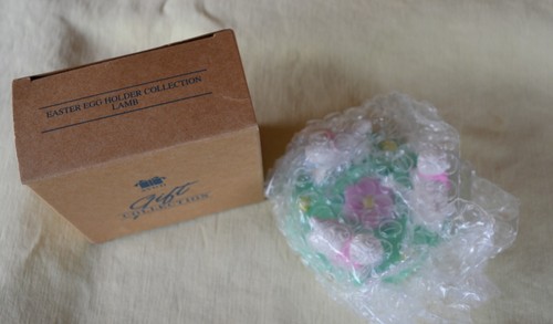 Vintage 1996 Avon Spring Easter Egg Holder Collection Lamm in orig Box Hartplastik - Bild 9 von 10