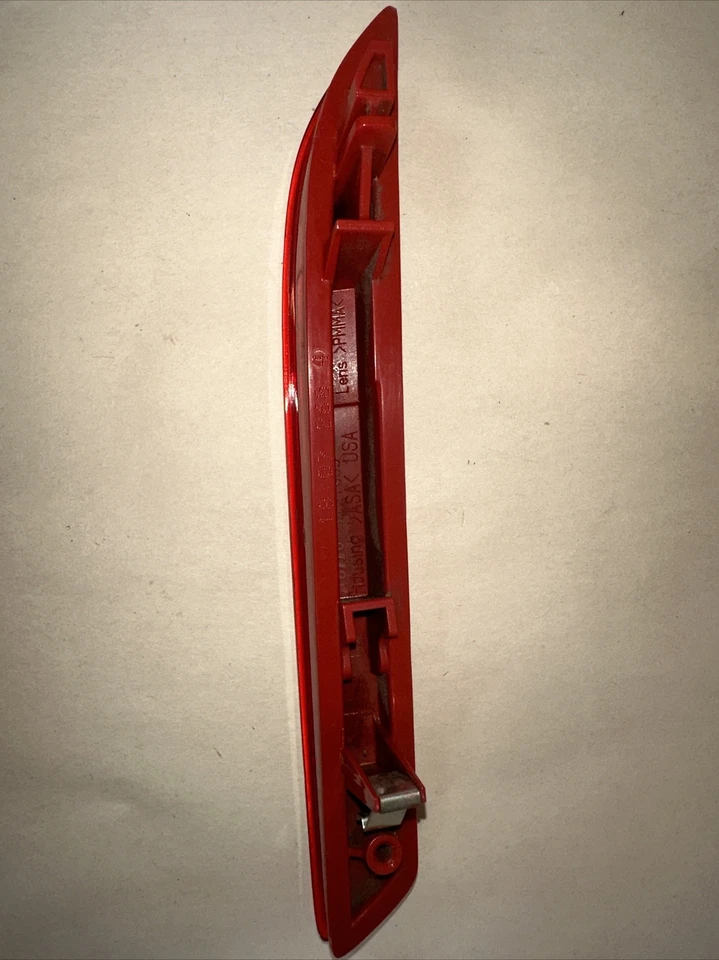 REFLECTOR MARCADOR LATERAL DERECHO TRASERO HONDA CR-V 2014 OEM PASAJERO Foto 3 de 4