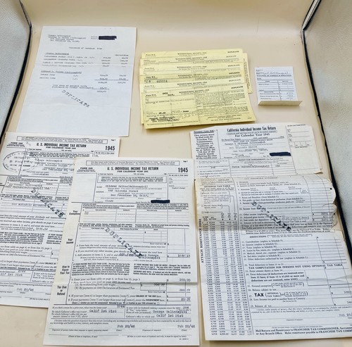 Lot 1945 U.S. & California Individual Income Tax Returns Form 1040 & 540 History