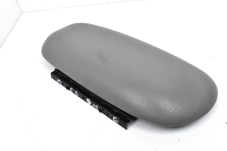 Ford Mustang 1999-2004 consola central beige vinilo reposabrazos tapa superior clip delantero OEM Foto 2 de 4