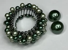 Vintage Silvertone & Green Lucite Expansion/Cha-Cha Bracelet & Earrings Set