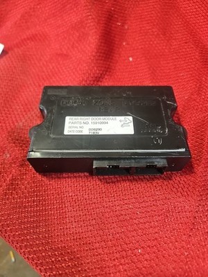 2005-2011 CADILLAC STS OEM REAR RIGHT PASSENGER DOOR CONTROL MODULE 15910994