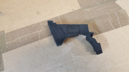 BMW 1 2 3 4ER F33 F30 2013-2019 MOTOR STARTER MOTOR GUMMI HALTER STECKER