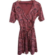 Toad&Co Women's Sz Small Cue Wrap Short Sleeve Dress in the "Redwood Yard Sale"