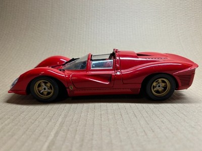 #147 Ferrari 330 P4 rot, Jouef Evolution 1/18