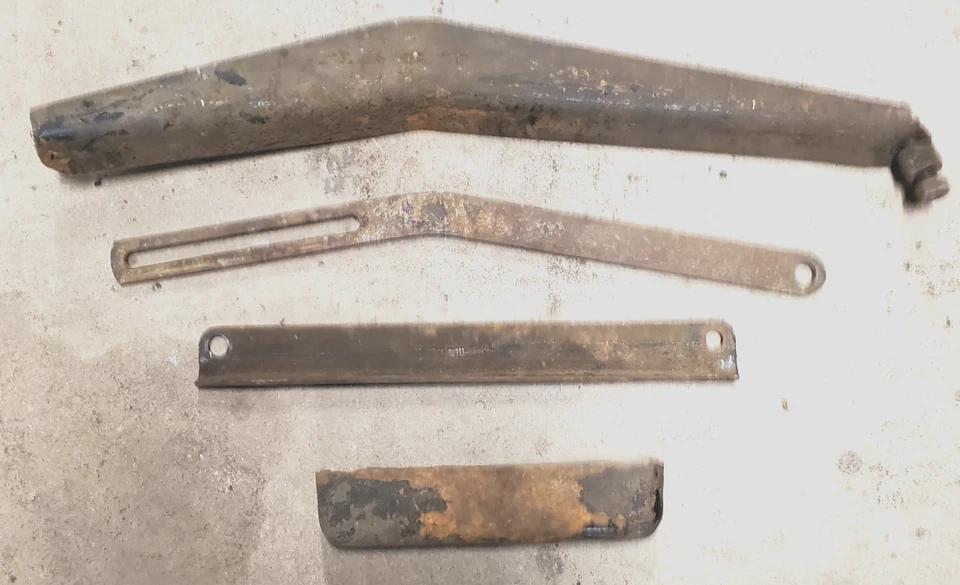 Chrysler 300/Imperial 413 1959-60 soportes de generador Foto 2 de 4