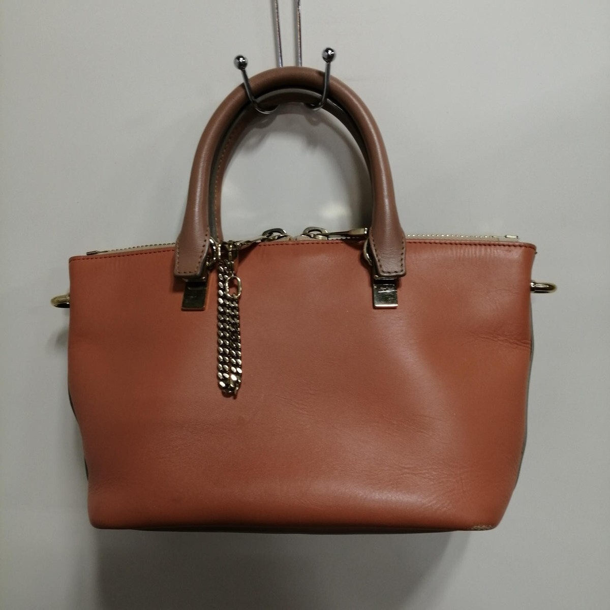 値下げ！クロエ Chloe ベイリートートバッグ クロエの新作バッグ「ベイリー(BAYLEE)」がデビュー