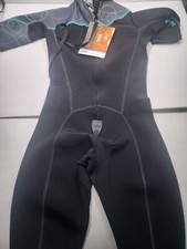 Bare 2mm Womens Elate Shorty Size 8