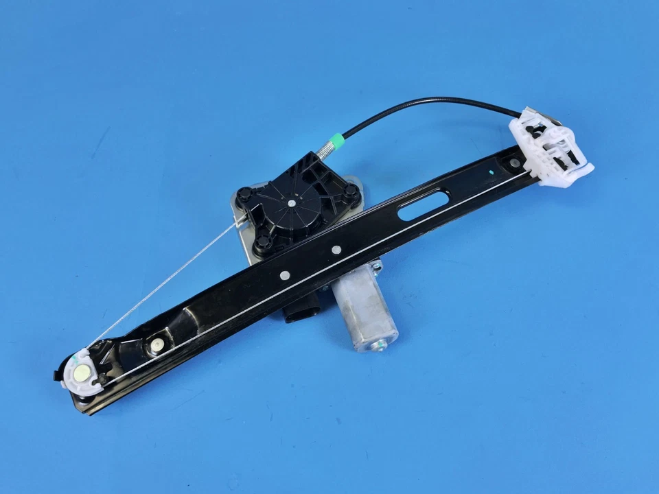 06 07 08 09 10 11 MOTOR REGULADOR VENTANA TRASERA IZQUIERDA BMW E90 E91 323I 328I 330I Foto 4 de 4