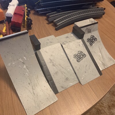 2009 Spin Master Tech Deck Ramps Finger Boards Only No connector 99862