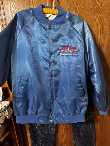 Vintage Jacket UNITED AIRLINES 777 Boeing Satin USA  XL 90s video thumbnail