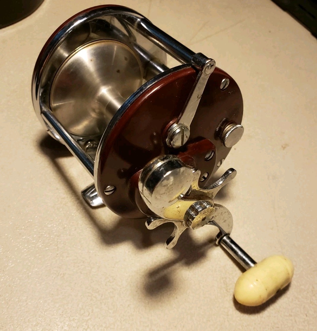 Vintage Penn Peer No. 209 Level Wind Fishing Reel USA Made I