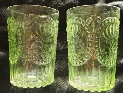 Anthropologie (2) Fleur De Lis  Glass Light Green 4 1/2 x 3 1/4 Crystal Tumblers