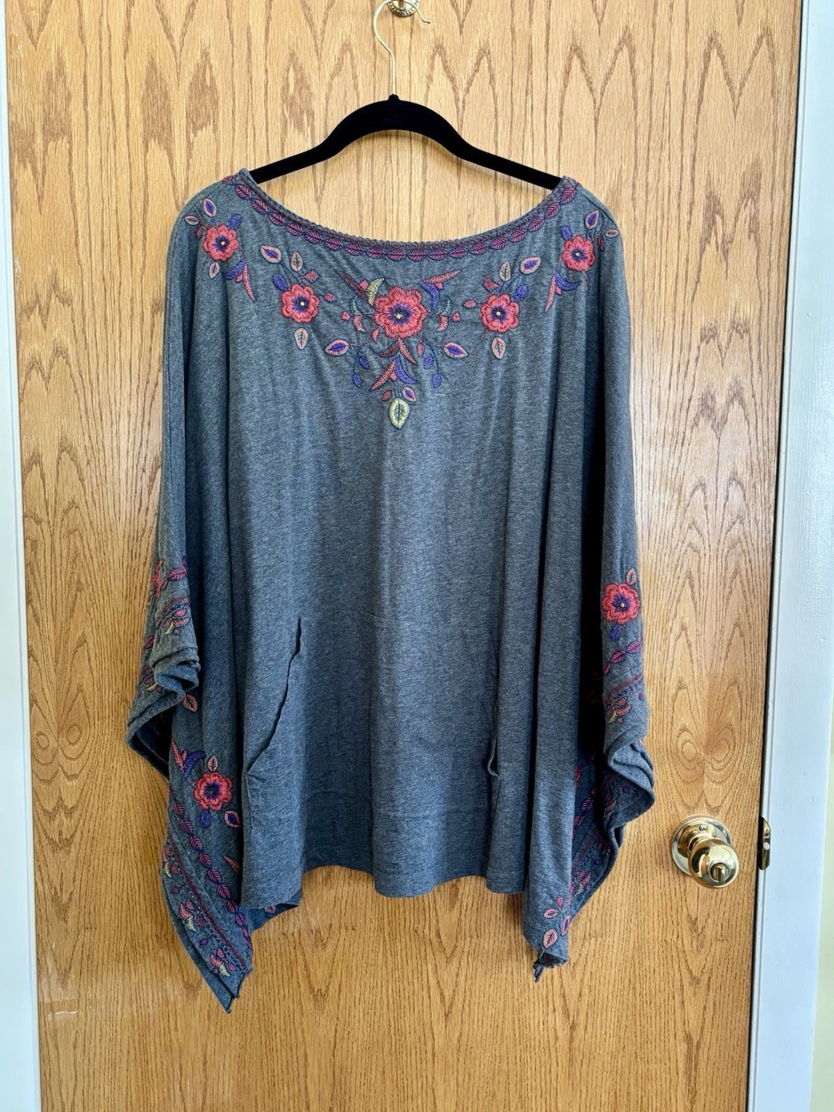 Johnny Was LA Poncho Top Multi Color Embroidery Women's Grey Cotton