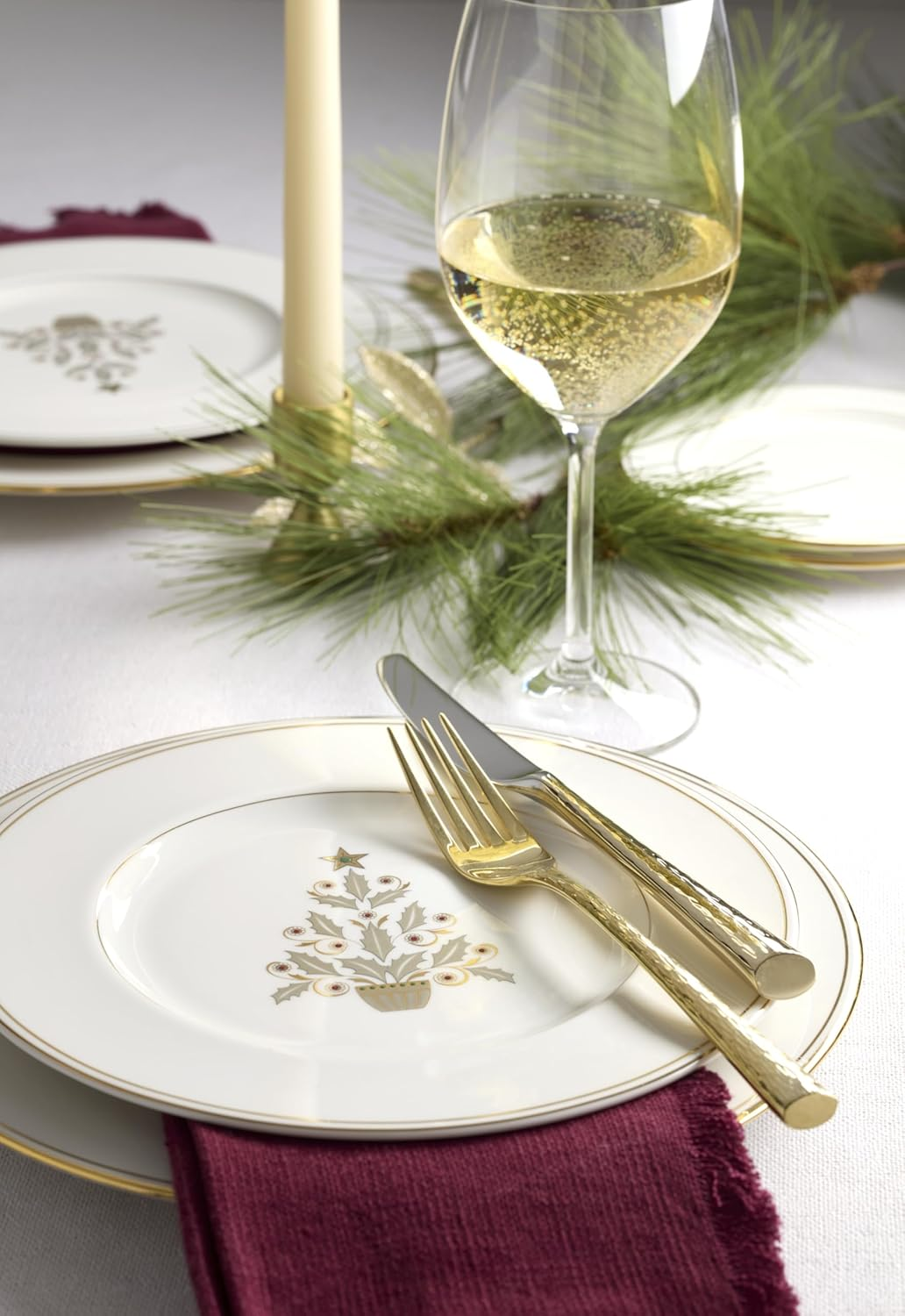 897867 Federal Gold Tree Accent Plates, Service for 4, Christmas Dishes ...