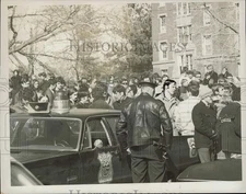 1970 Press Photo Police Car and Students at Springfield College, Massasoit Hall