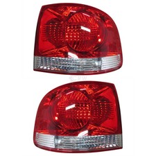 Rückleuchte Set aussen für VW Touareg 7LA 7L6 7L7 Bj. 11.07-5.10 PY21W P21/4W