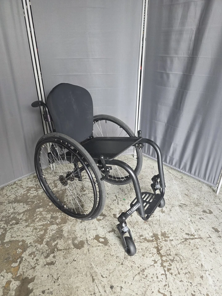 Tilite Aero Z wheelchair rigid Frame with Glide Suspension Forks M2073174 - Image 2 of 4