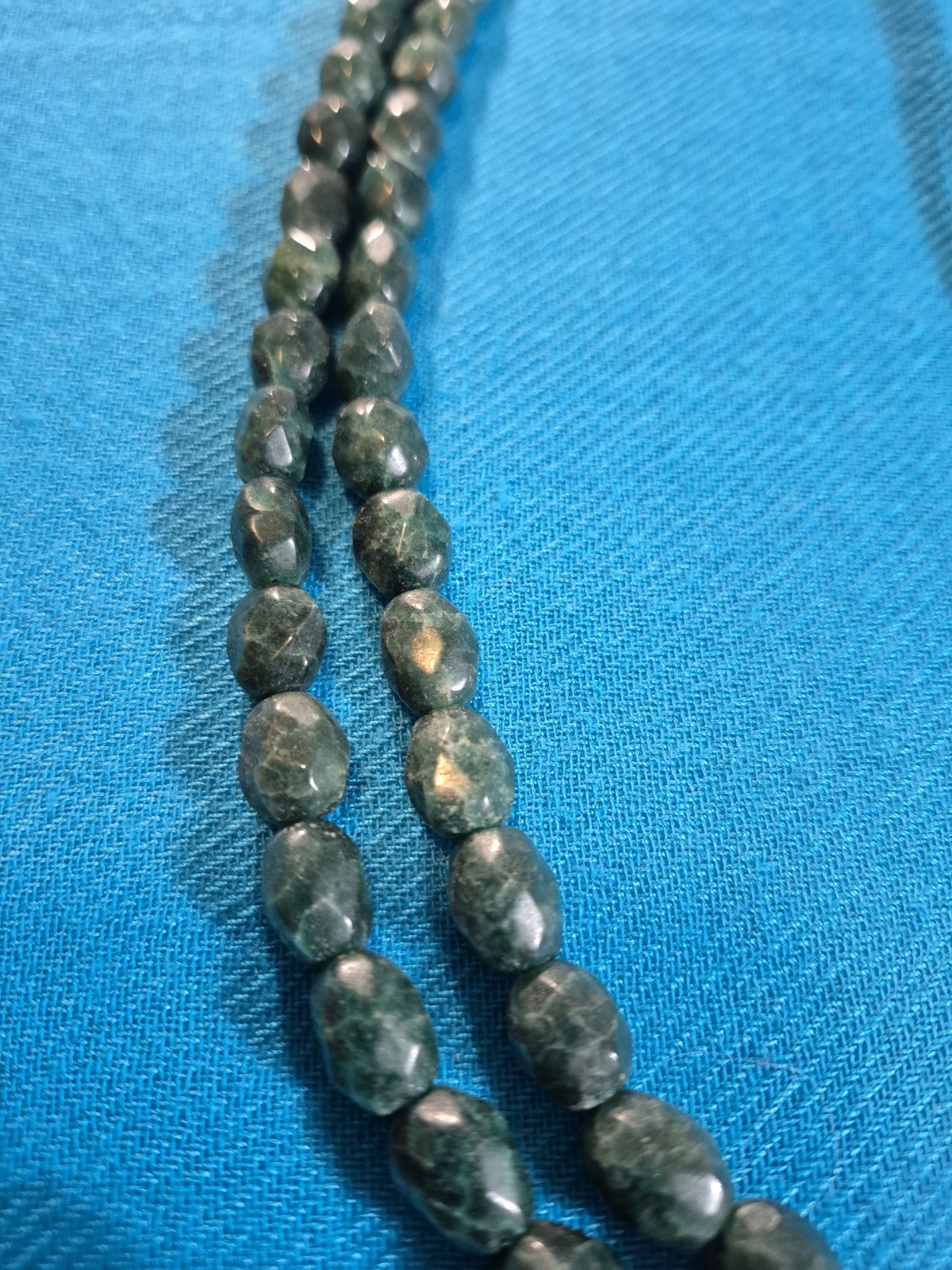 Green Stone Pull String Necklace - image 6
