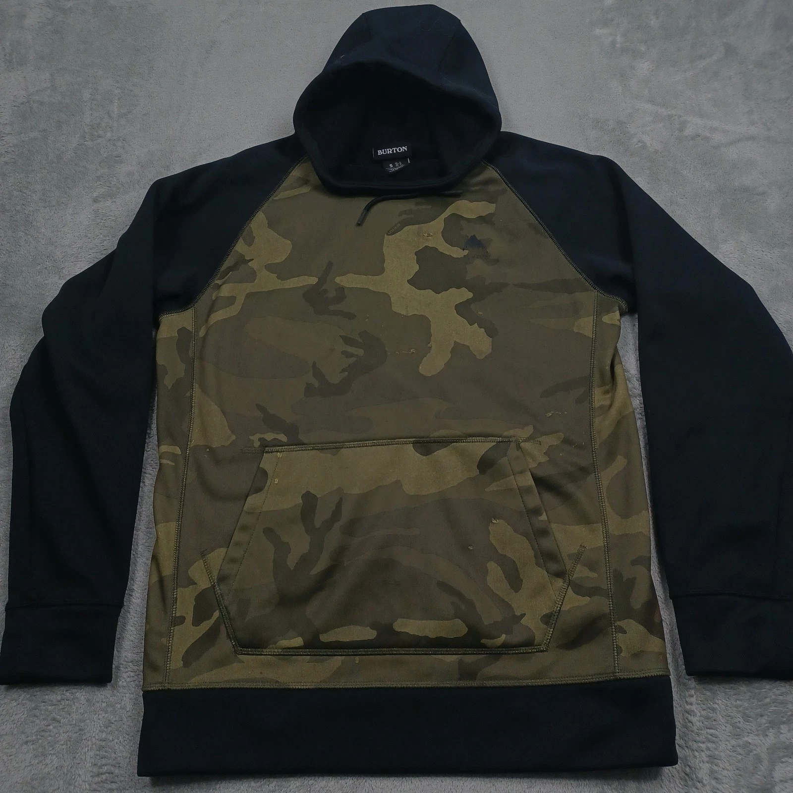 Burton Sweater Mens Small Black Green Camouflage Pullover Hoodie Outdoor
Opens in a new window or ta