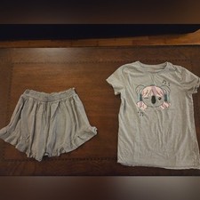girl xl short sleeve tee and shorts