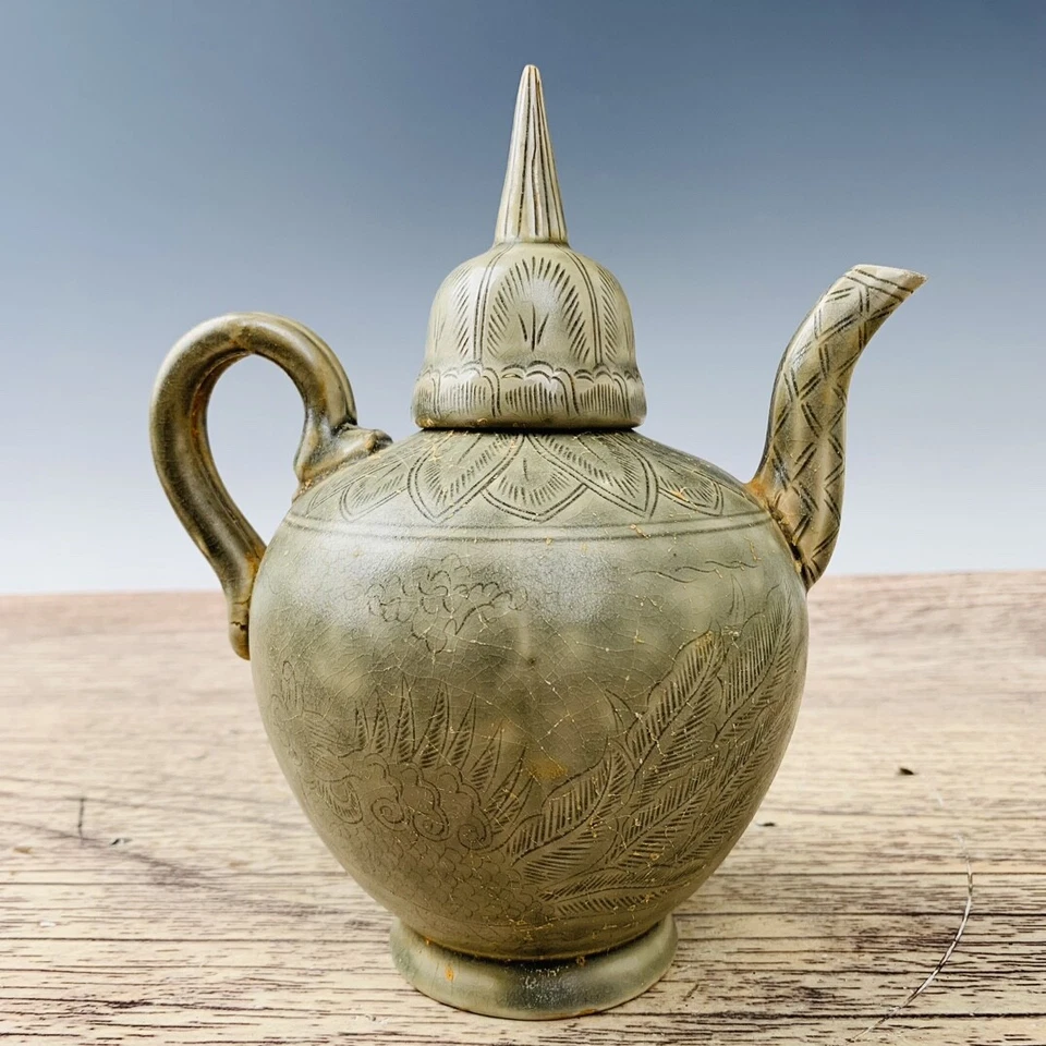 7.8"Chinese Old Porcelain Song Dynasty Yue Kiln Pot - Image 2 of 4