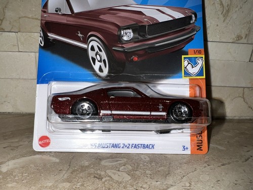 Ford Mustang 1965 Hot Wheels 2+2 Fastback 1/10 Muscle Mania 192/250 diecast - Imagen 4 de 7