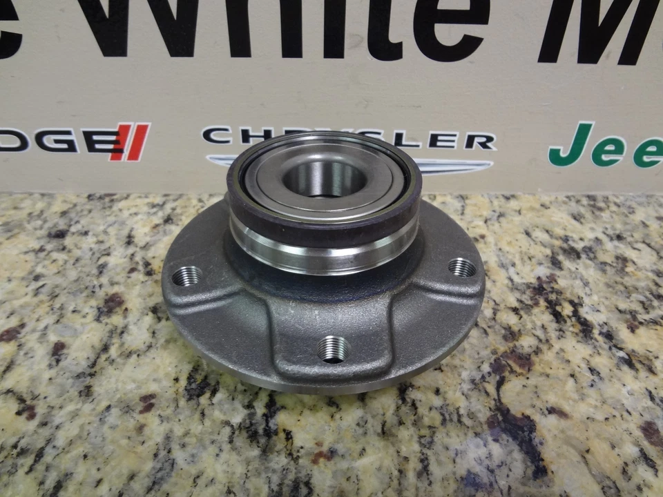 13-17 道奇飞镖全新后轮轴承轮毂组件 Mopar 工厂 Oem — 第 2/4 张图片