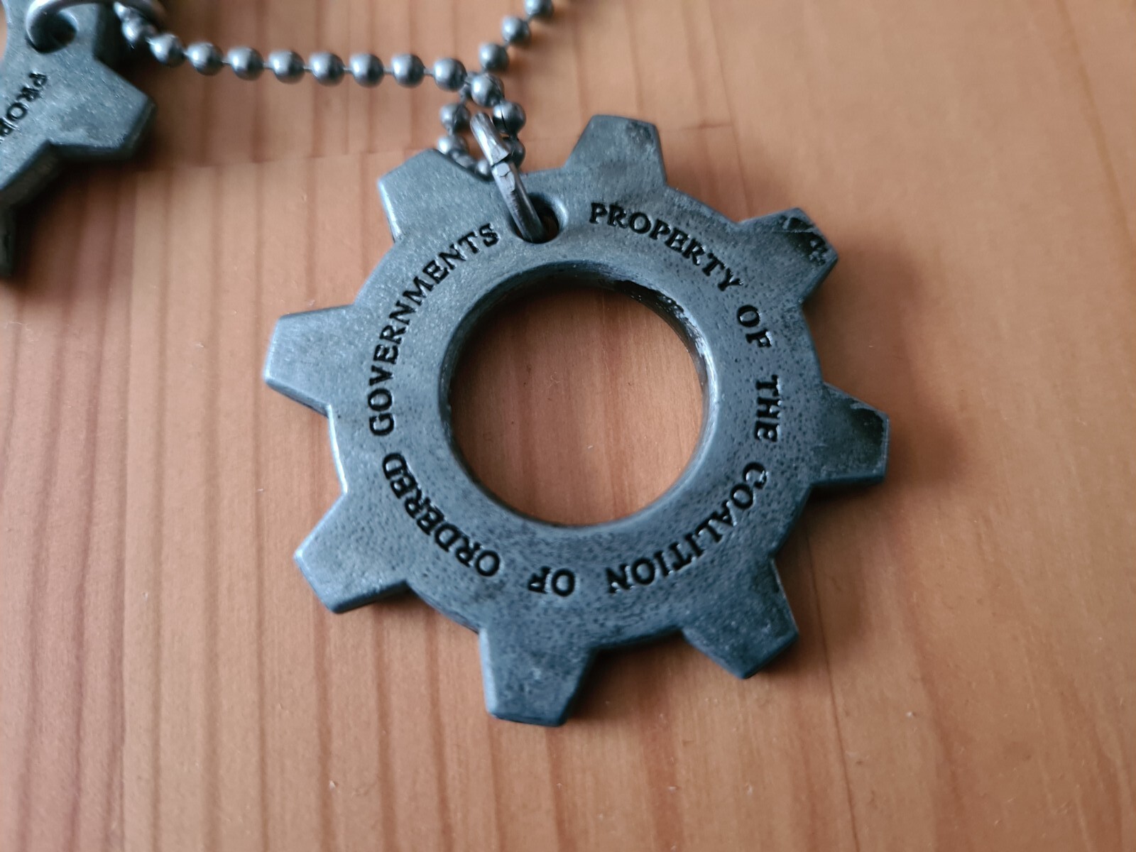 Gears of War COG Tags Necklace Metal Xbox Game Accessory Excellent