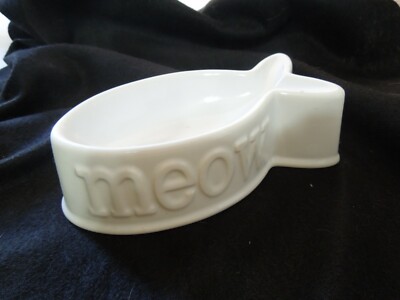 Porcelain Cat Bowl White Fish Shapr 8 1/4'' Long ''MEOW''
