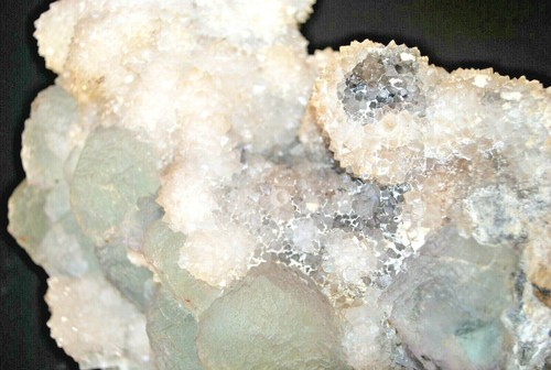 BRADEE.......TWO-TONE FLUORINE ON HUNAN QUARTZ 5250G - Picture 3 of 8