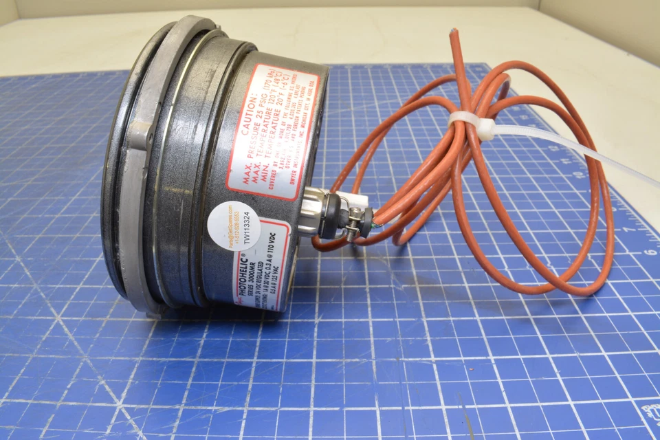 3000MR / DWYER PHOTOHELIC PRESSURE SWITCH-GAGE, 0-0.5IN. MINOR DIVISIONS / DWYER - Image 3 of 4
