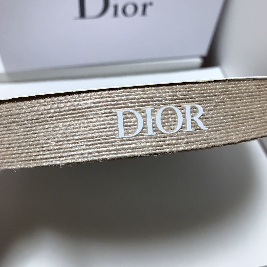 ディオールリボン1ロール50m❣️Xmas2021年 Christian Dior Ribbon 1 roll 50m 2021 Mother's Day Limited