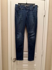 Levi  s Women  s Demi Curve Jeans Sz 7 28 Levi  s Great 