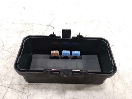 2011 Can-Am Spyder RT 990 Electrical Fuse Junction Box Top Cover - Picture 6 of 9