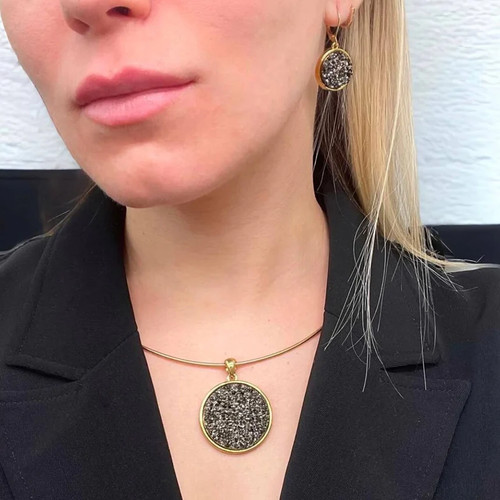 Joan Rivers Simulated Black Drusy Pendant on 18" Omega Necklace - Picture 3 of 6