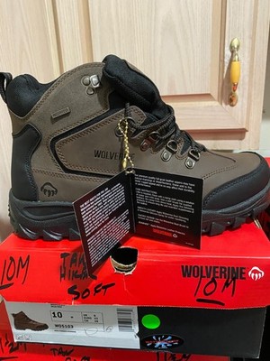 Wolverine Spencer Men's  Hiking Boot  NEW in box  size 10 waterproof