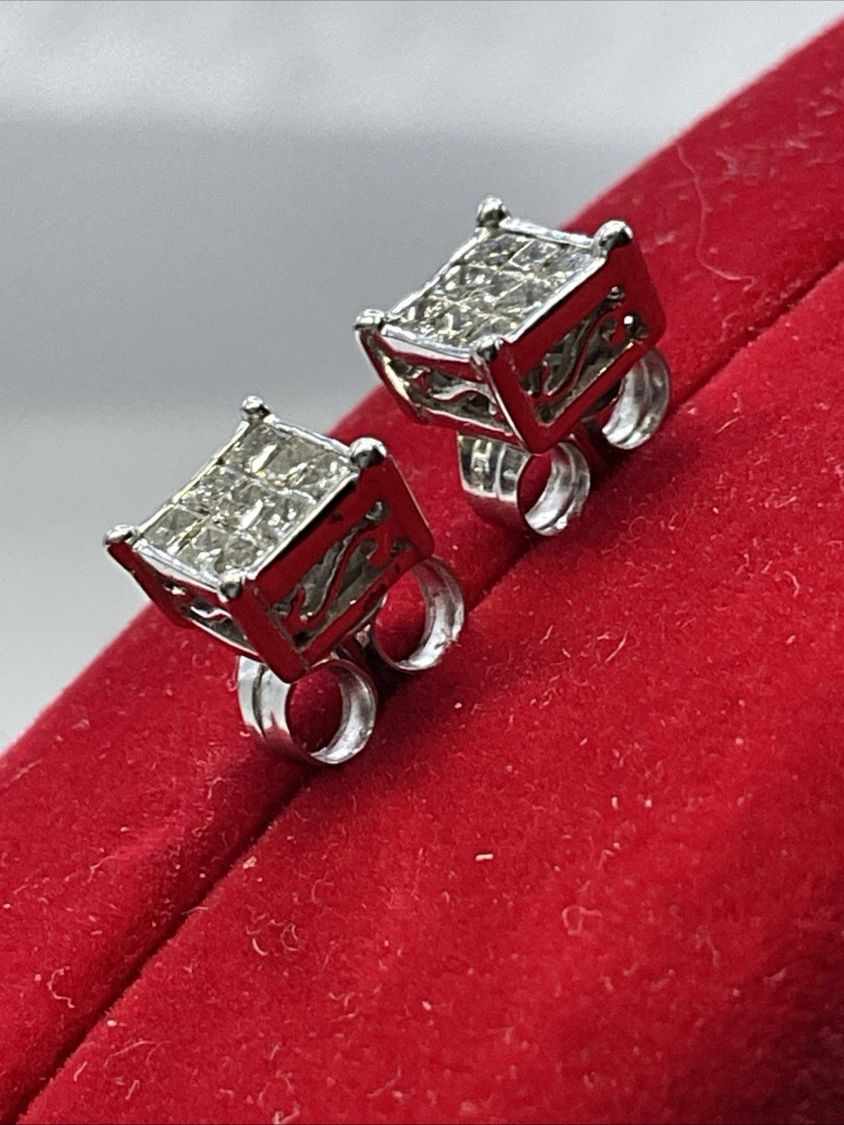 STUD Earrings Solid 14K White Gold Invisible Set … - image 2