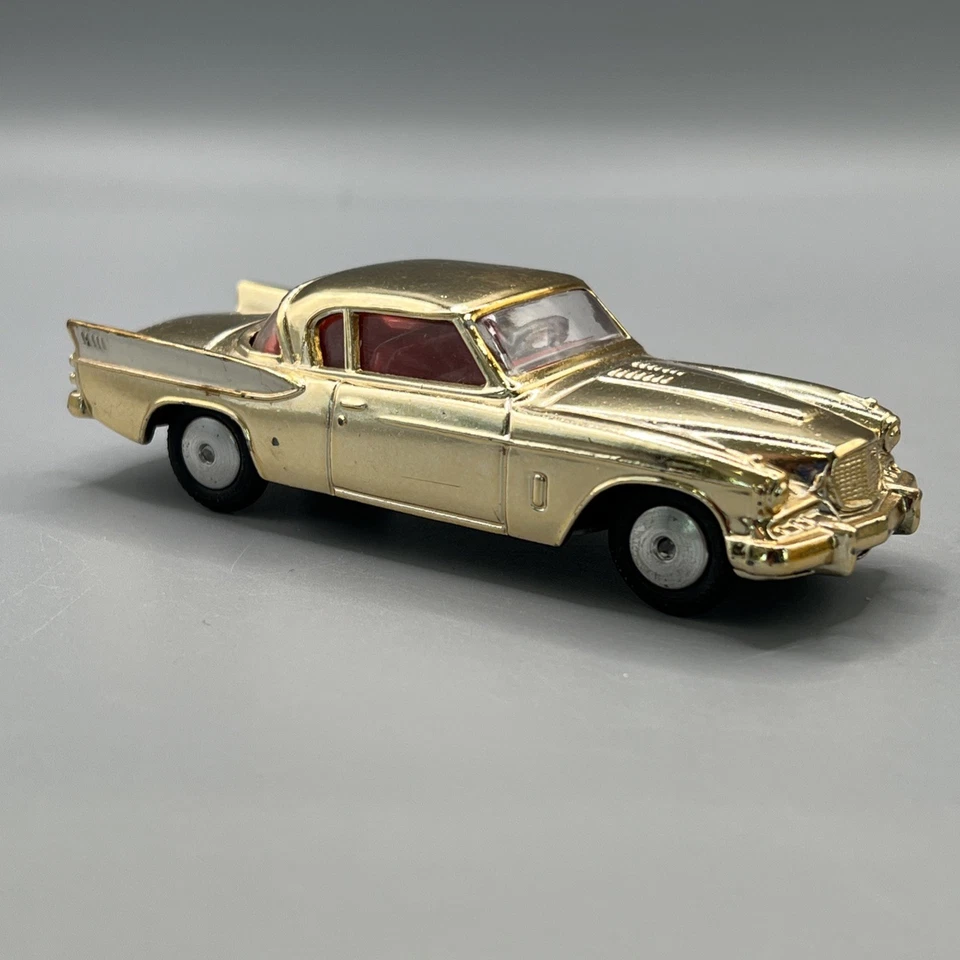 Corgi Toys 211S Studebaker Golden Hawk Boxed VNM Metallic Gold Red Interior — 第 4/4 张图片
