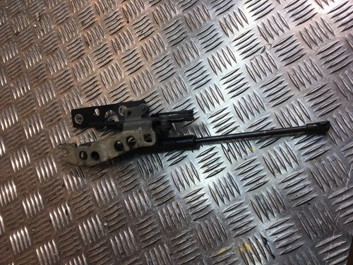BMW E39 Touring 530D Gasdruckfeder Scharnier Motorhaube Vorne Rechts 8203276