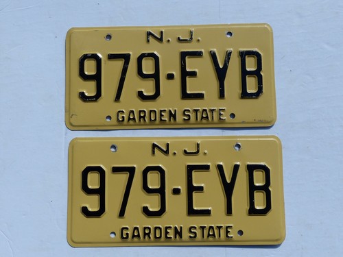 Undated 1976 Issue "Straw" New Jersey Passenger Car License Plates Pr. # 979-EYB