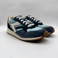 Etiqueta Diadora N902 azul talla 8