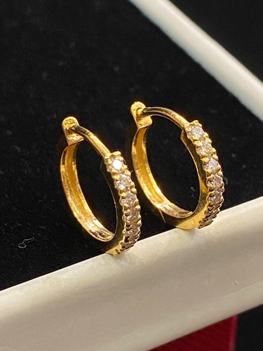 Pave 0.24 Cts Round Brilliant Cut Diamonds Petite Hoop Earrings In 750 18K Gold - Picture 3 of 12