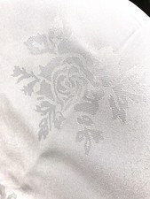 Nappe ronde 70" rose blanche Noël / occasion Charlotte Thomas -Cezanne