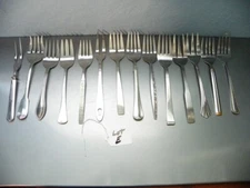 MIXED LOT 14 SERVING FORKS Quality Stainless Flatware Wedding Catering  LOT E